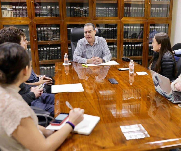 Ofrece Heriberto Treviño becas a universitarios Ofrece Heriberto Treviño becas a universitarios