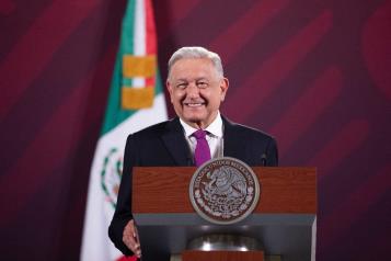 AMLO acusa de politizar la ayuda a los afectados por OTIS