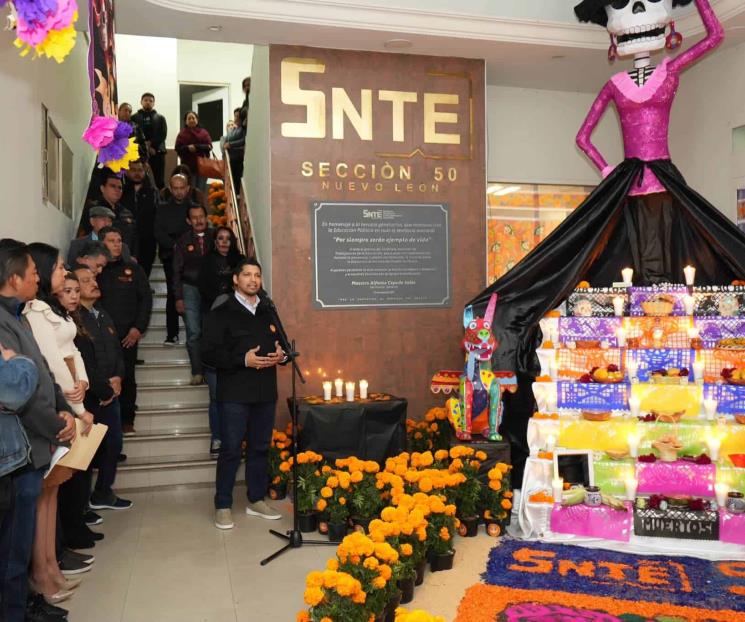 Tienen en la Sección 50 su altar de muertos