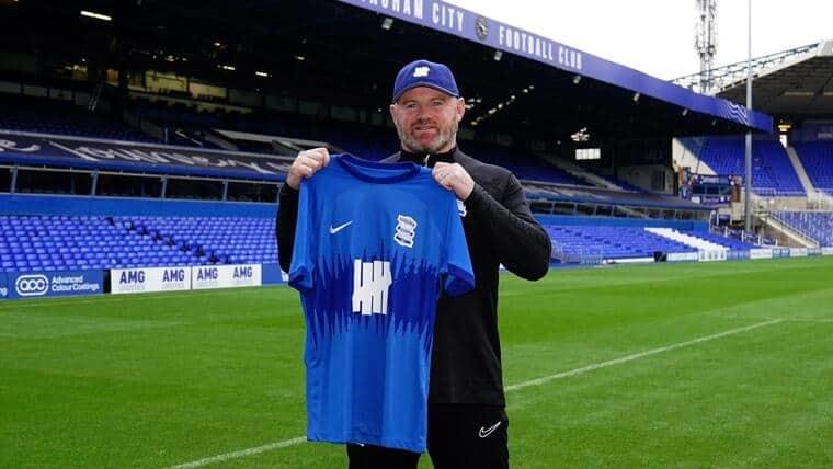 Relata Rooney sus problemas con el alcoholismo Relata Rooney sus problemas con el alcoholismo