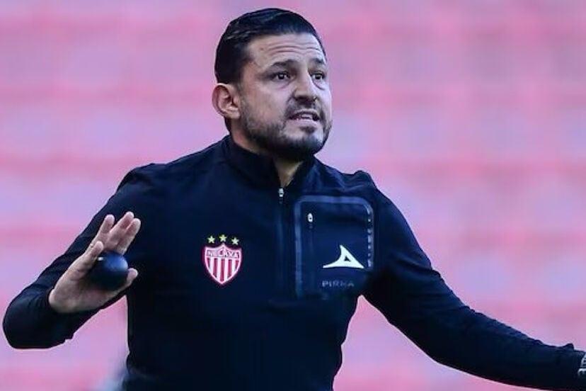 Acusan de misógino a técnico de Centellas