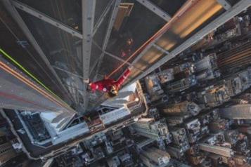 A lo King Kong, Jared Leto escala el Empire State de NY