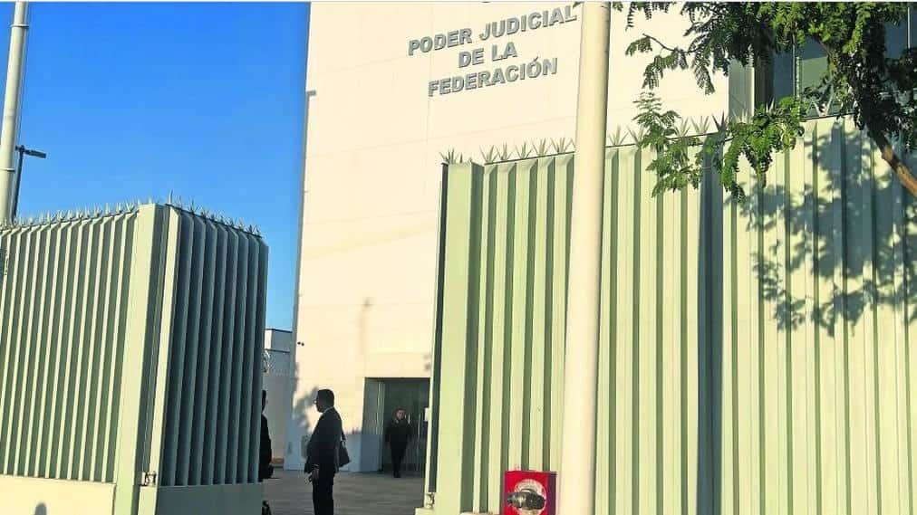 Impugnan extinción de los 13 fideicomisos