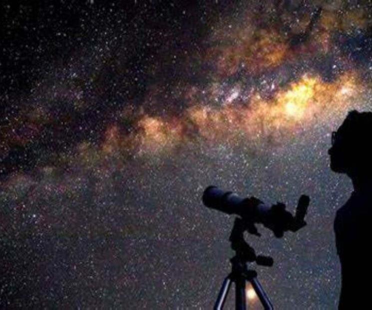 Noche de las estrellas en CU