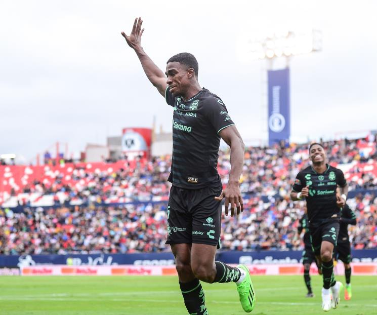 Amarran Santos play in 