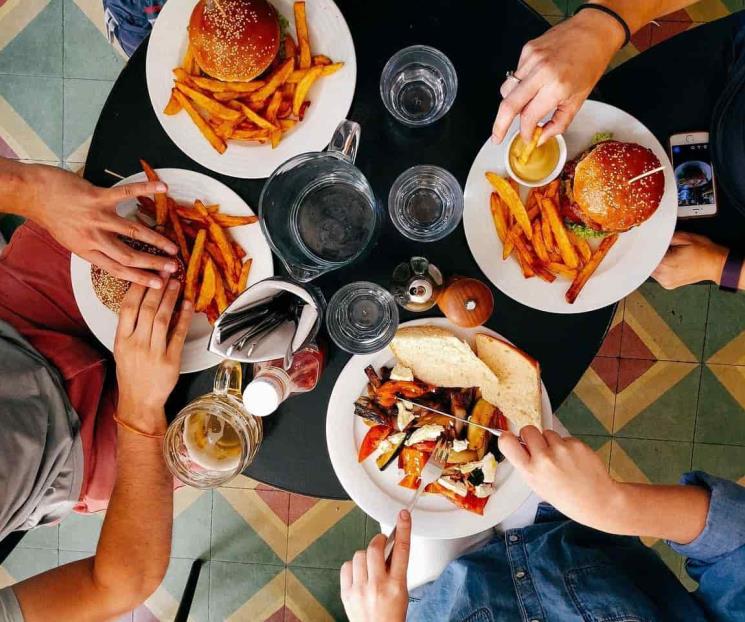 El mejor horario para cenar y activar el metabolismo