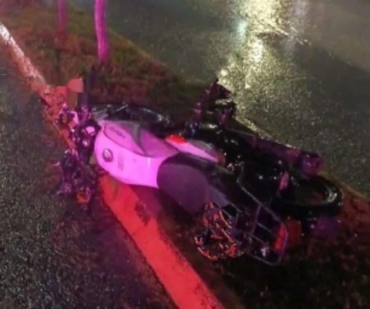 Muere motociclista tras estrellarse con una palmera en Cadereyta