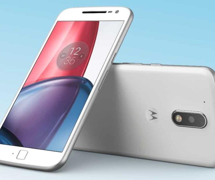 Motorola celebra una década de la gama media