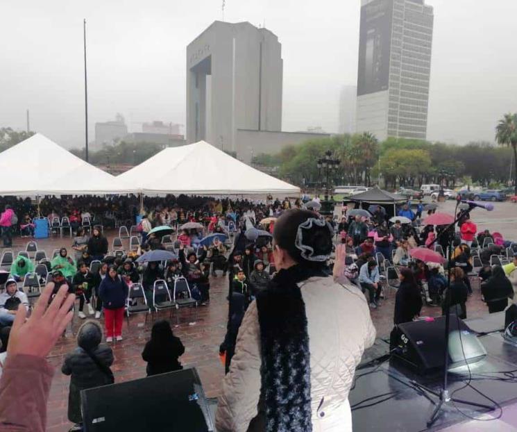 Oran para vencer la violencia y la corrupción