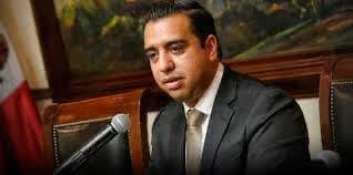 Propone Nava cambiar nombre de Av. Díaz Ordaz por Arq. Benavides