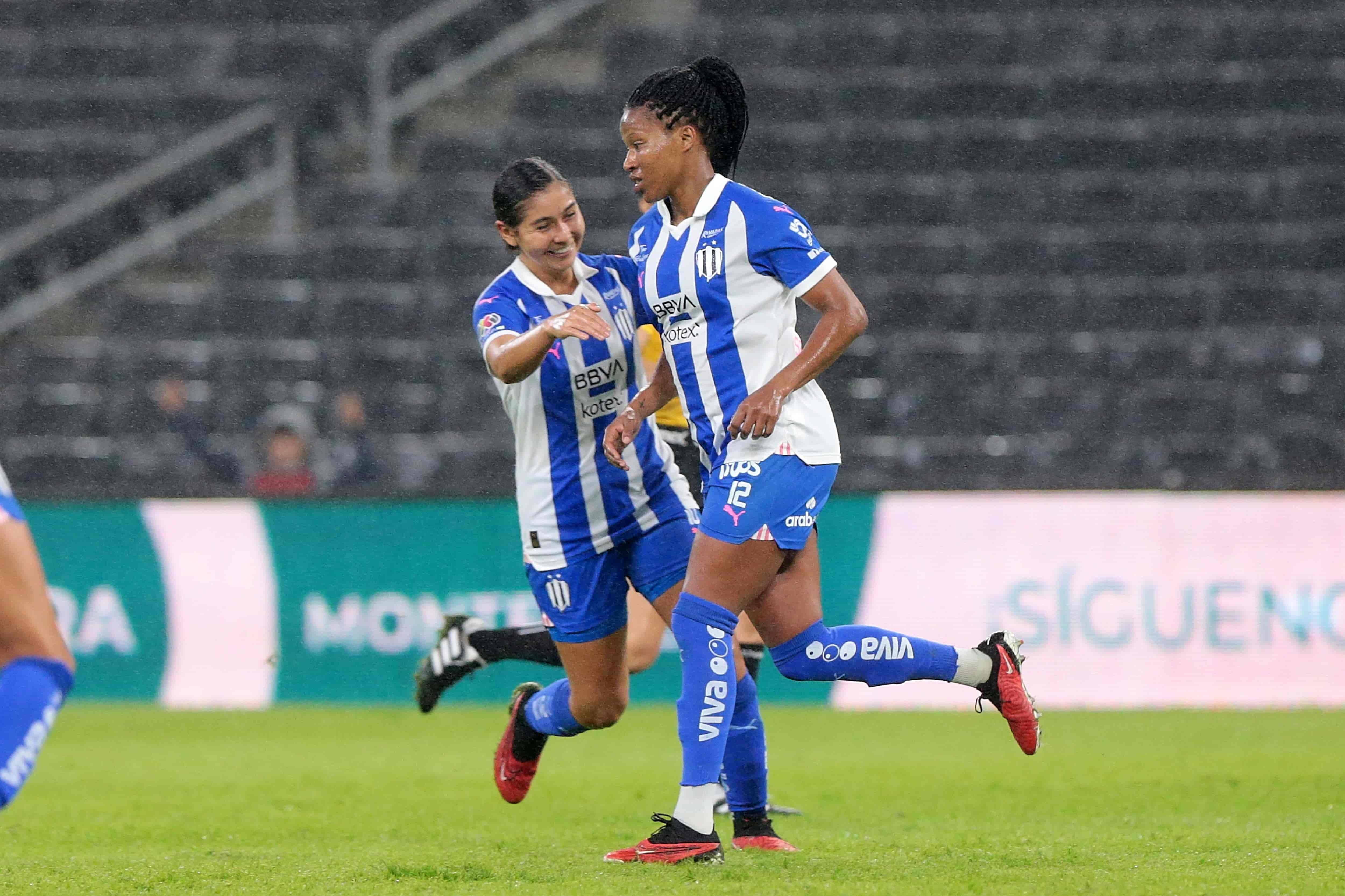 Jermaine Seoposenwe anota.