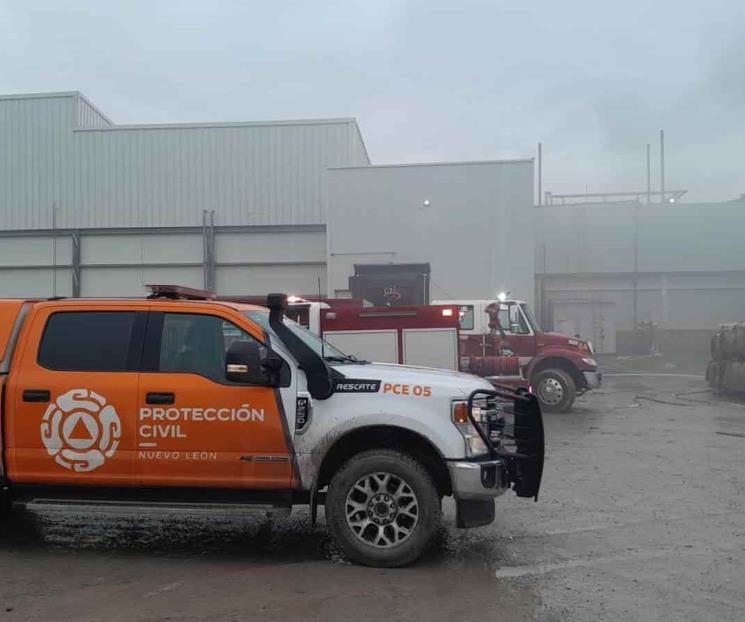 Se incendia bodega de empresa