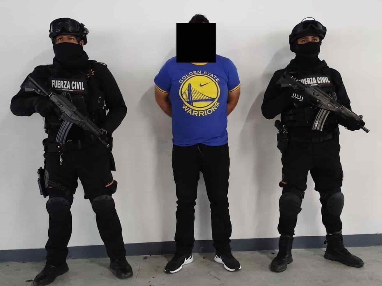 El presunto responsable de un multihomicidio registrado en Santa Catarina a finales de octubre dentro de unfestejo de San Judas Tadeo, fue detenido por elementos de Fuerza Civil.