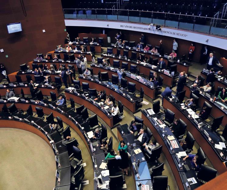Oficialismo mayoritea y avala la renuncia de Zaldívar