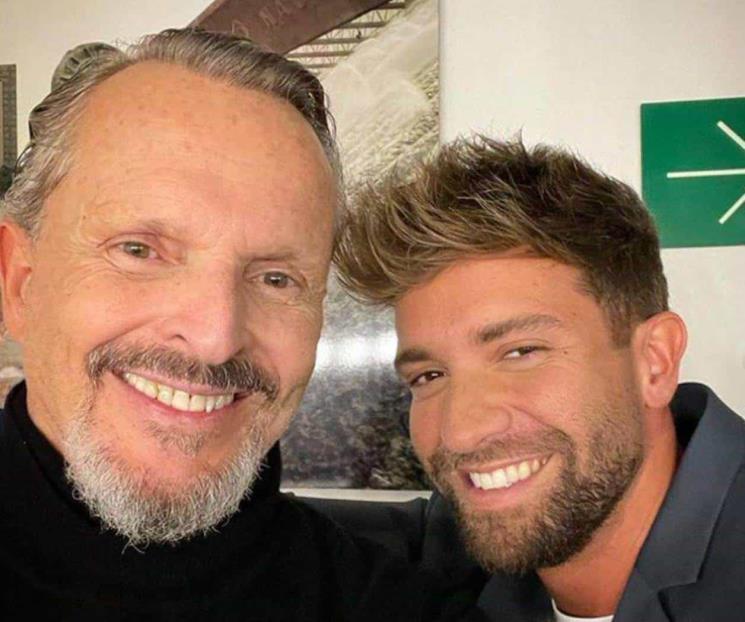 Pablo Alborán responde si hay o no romance con Miguel Bosé Pablo Alborán responde si hay o no romance con Miguel Bosé