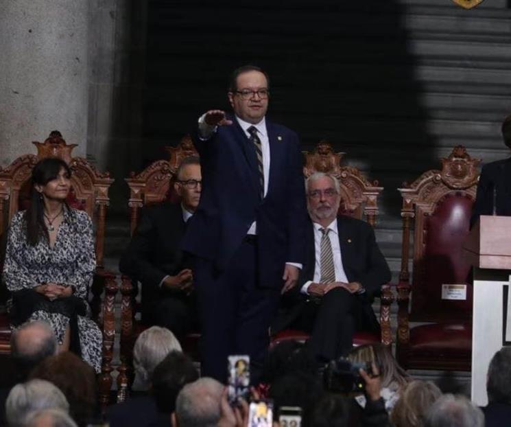 Leonardo Lomelí toma protesta como nuevo rector de la UNAM Leonardo Lomelí toma protesta como nuevo rector de la UNAM
