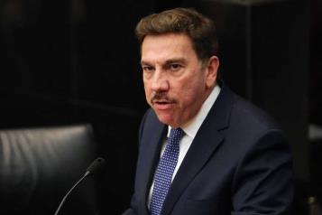 Buscan evitar que Laynez resuelva fideicomisos