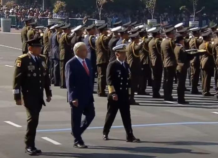 AMLO encabeza su última ceremonia de la Revolución Mexicana
