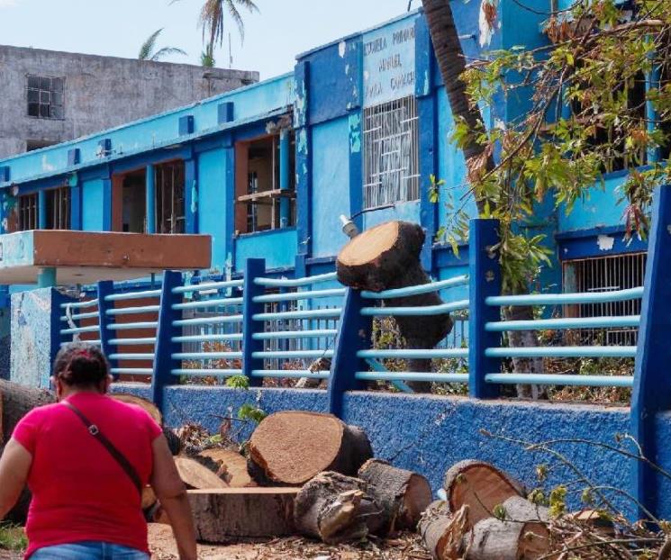 Reanudan clases en Acapulco tras paso de ‘Otis’