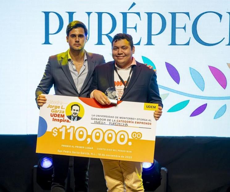 Entrega UDEM premios de la Cátedra Jorge L. Garza