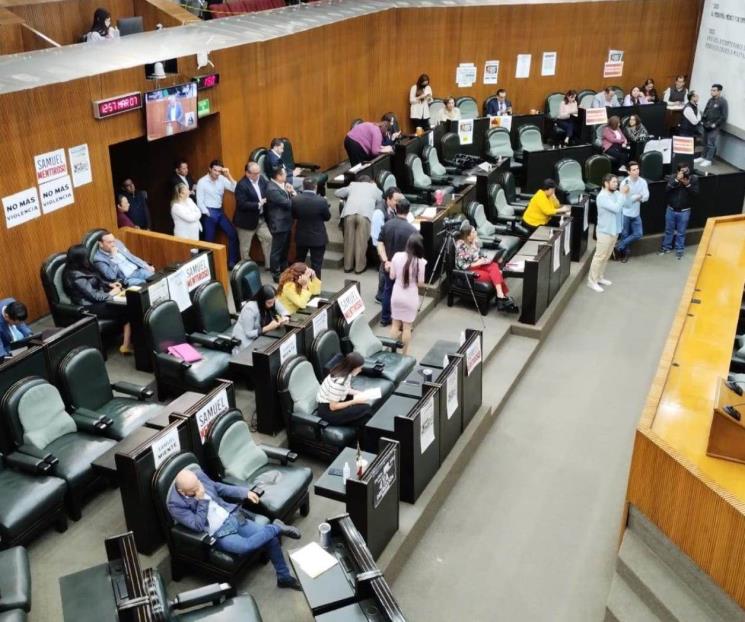 Entrará Congreso al quite si no llega Presupuesto de Egresos