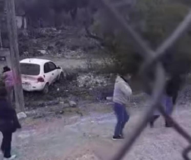 Le disparan a bordo de su automóvil en Iturbide