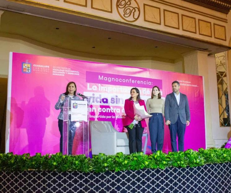 Imparte conferencia ministra Ríos Farjat en Guadalupe