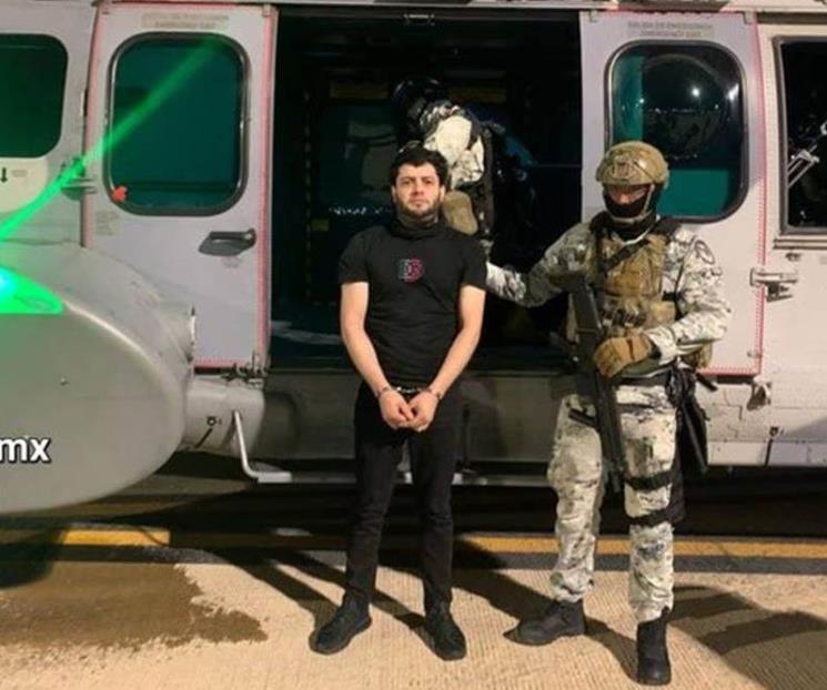 El Nini arriba a instalaciones de la FGR en la Ciudad de México