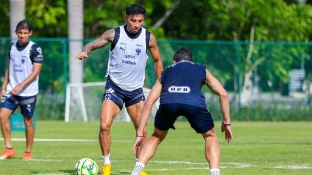 Rayados se foguean con Antigua
