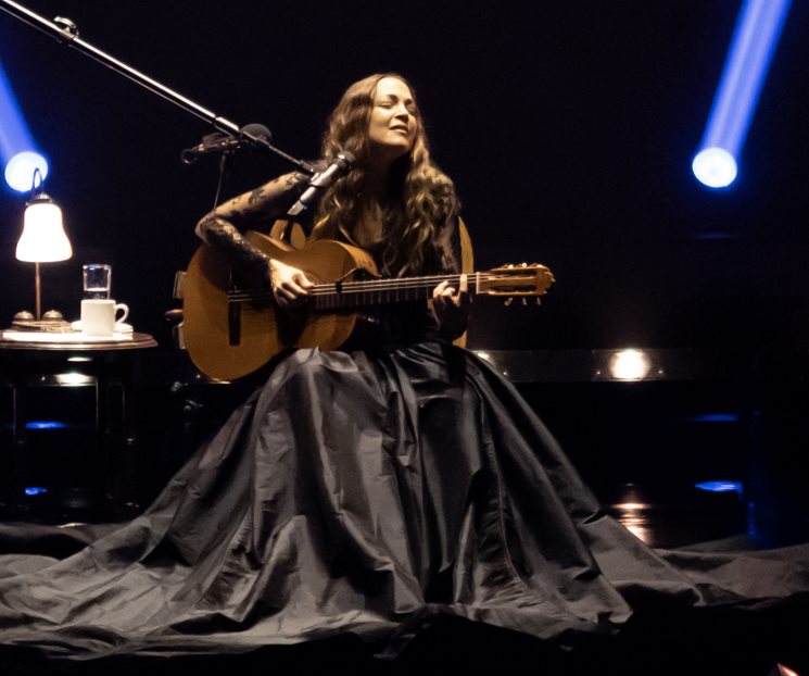 Regresó Natalia Lafourcade a Monterrey después de 5 años