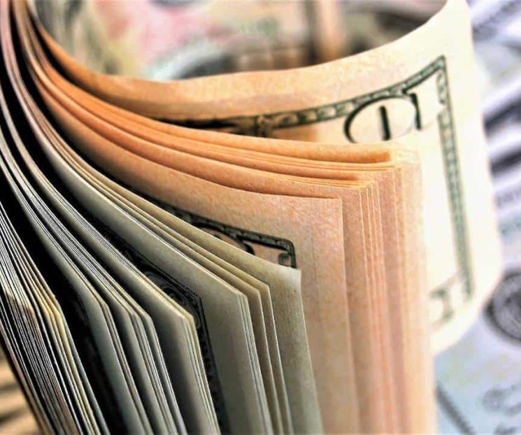 Precio del dólar abre en 17.17 pesos al mayoreo