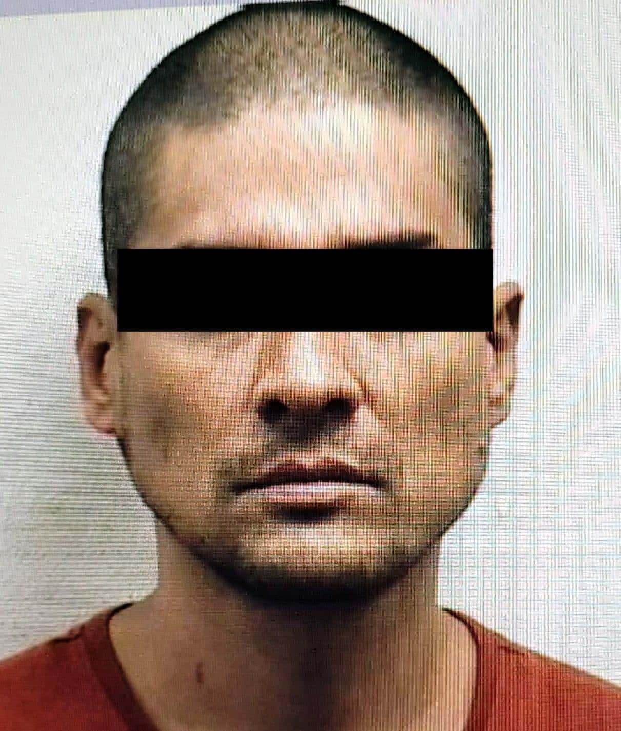 A 30 años de prisión fue sentenciado un hombre que intentó privar de la vida a su esposa en San Nicolás y cometer un asalto en ese mismo municipio donde lo detuvieron vecinos.