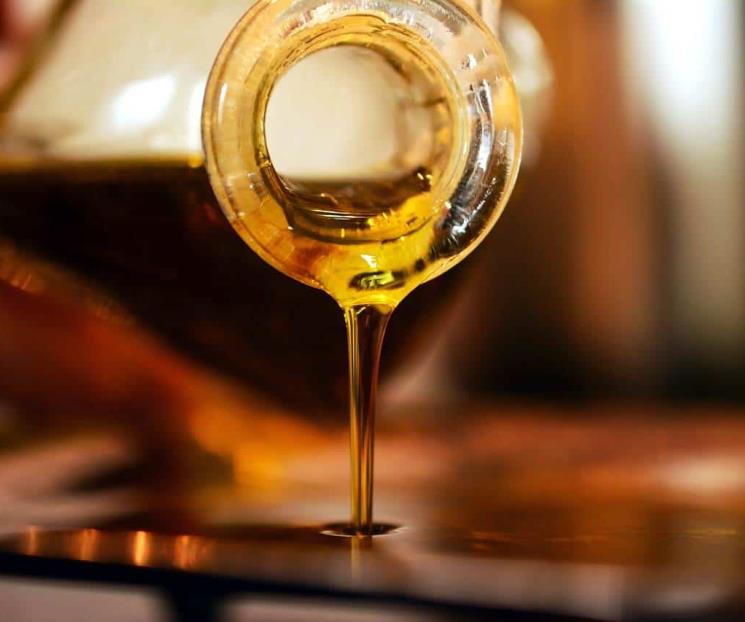 Las consecuencias de no desechar adecuadamente el aceite de cocina Las consecuencias de no desechar adecuadamente el aceite de cocina