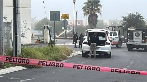 A balazos un hombre fue ejecutado la madrugada de ayer frente a un negocio de compra venta de chatarra, lugar señalado como presunto punto de venta de droga, en el municipio de Zuazua.