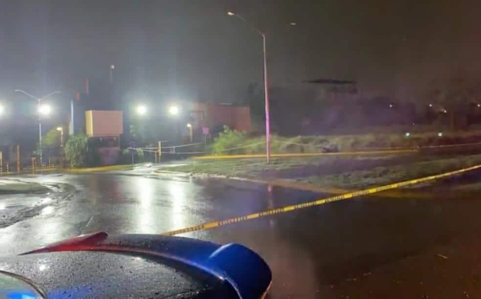 Abaten a uno tras asaltar farmacia en Juárez