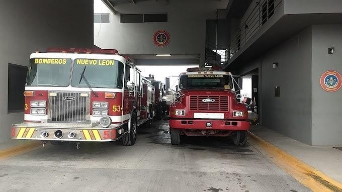 Buscan bomberos equipo de respiración