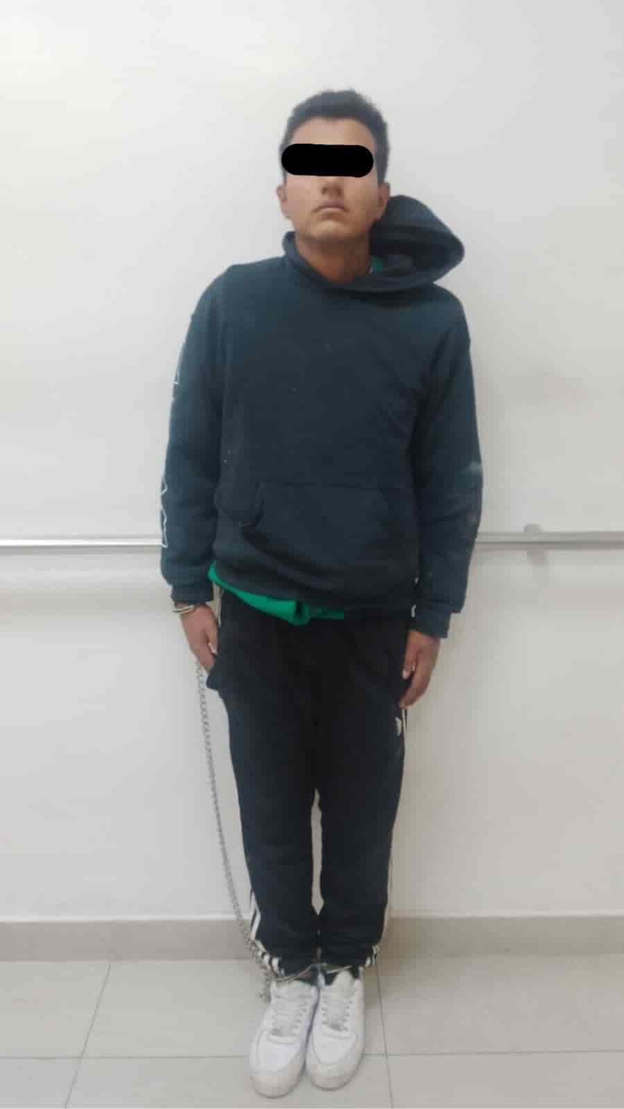 Cuando se encontraba en una plaza pública un hombre fue ejecutado a balazos por dos delincuentes quienes se dieron a la fuga corriendo, en San Nicolás.