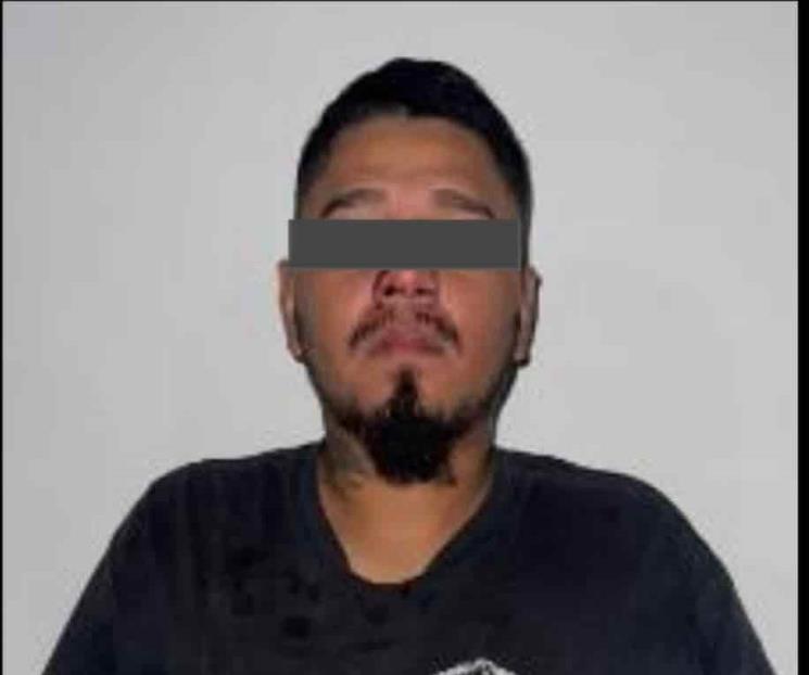 Notifican orden de aprehensión a conductor homicida