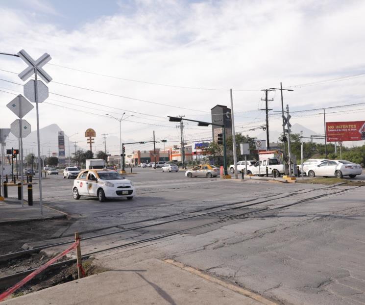 Cerrarán cruce de Raúl Salinas y Vía Torreón en Escobedo Cerrarán cruce de Raúl Salinas y Vía Torreón en Escobedo