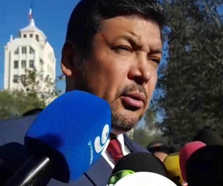 Acude Orozco a pase de revista a Fuerza Civil; se lo niegan