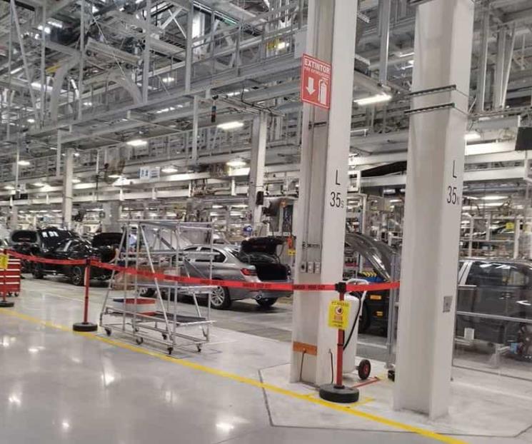 Analistas, menos optimistas que Banxico para 2024