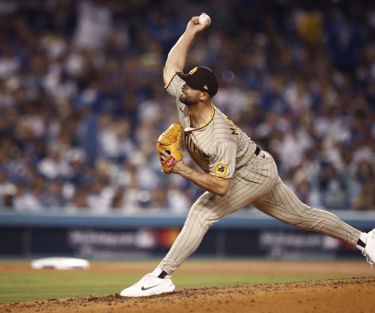 Firma Nick Martínez con Cincinnati por 26 mdd