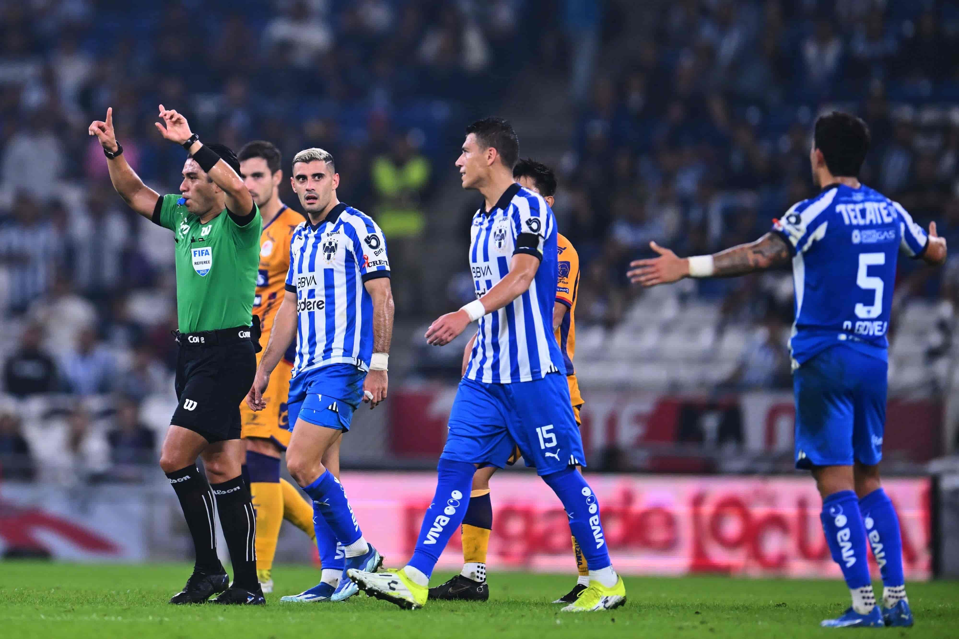 Luis Romo anota pero es anulado.