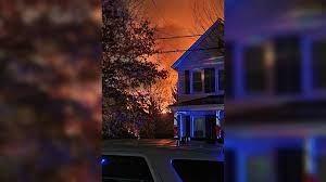 Explota casa en Arlington, Virginia, durante cateo policiaco Explota casa en Arlington, Virginia, durante cateo policiaco
