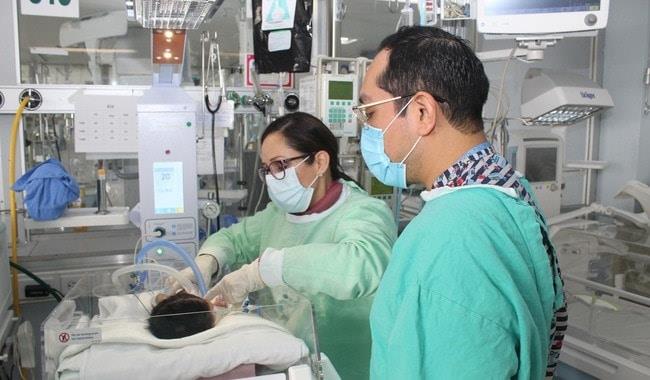 Retira IMSS tumor embrionario por primera vez en su historia