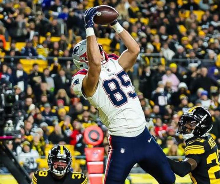 Vence Nueva Inglaterra a Pittsburgh