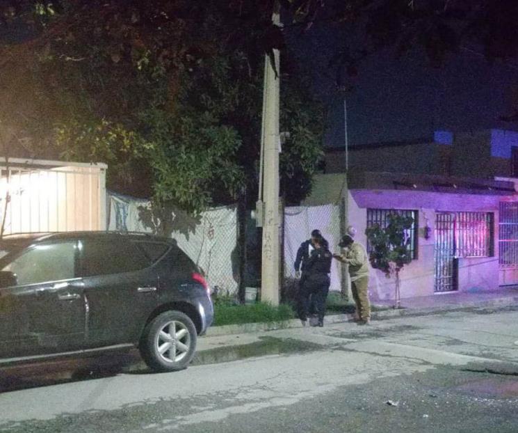 Ejecutan a exreo afuera de su casa en Apodaca
