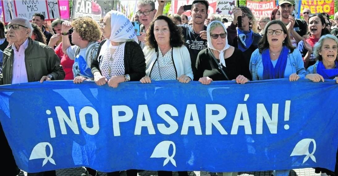 Democracia argentina llega a sus 40 años