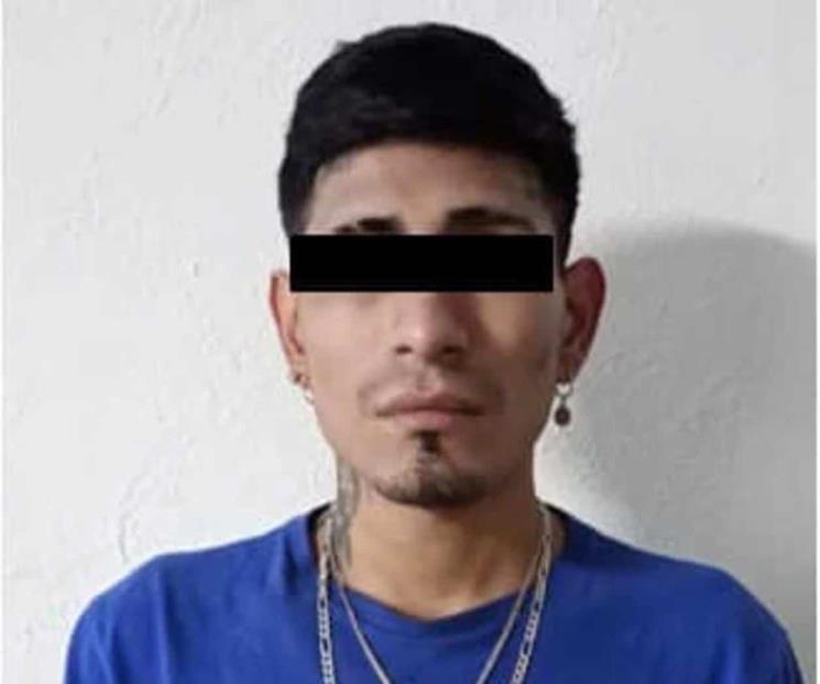 Detienen a dos con armas y droga en Santa Catarina