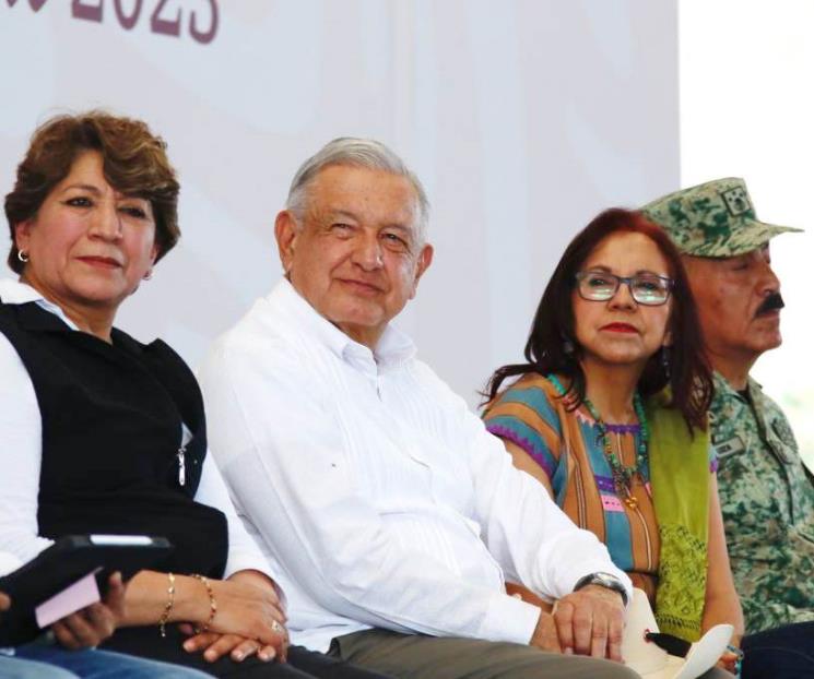 Presume SEP reducción de pobreza en México